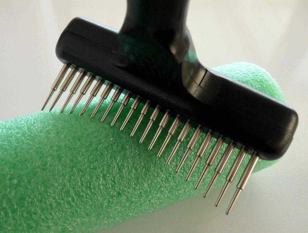 Mishcats 20 tooth magic spring undercoat rake - image 2