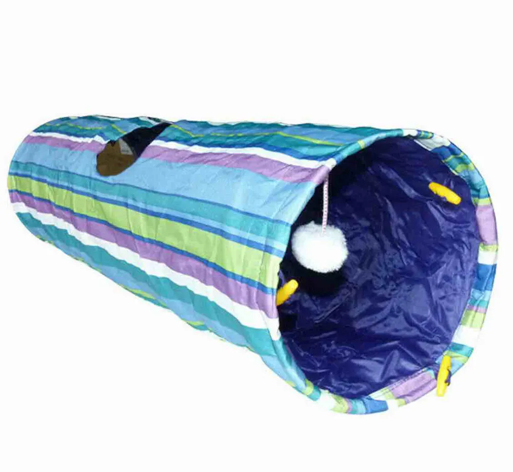 Crinkly collapsable cat tunne;